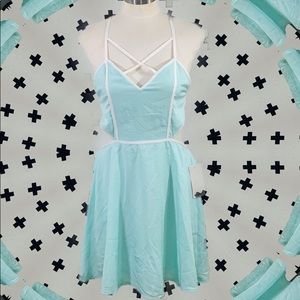 TOBI strappy open back cross lace chest dress